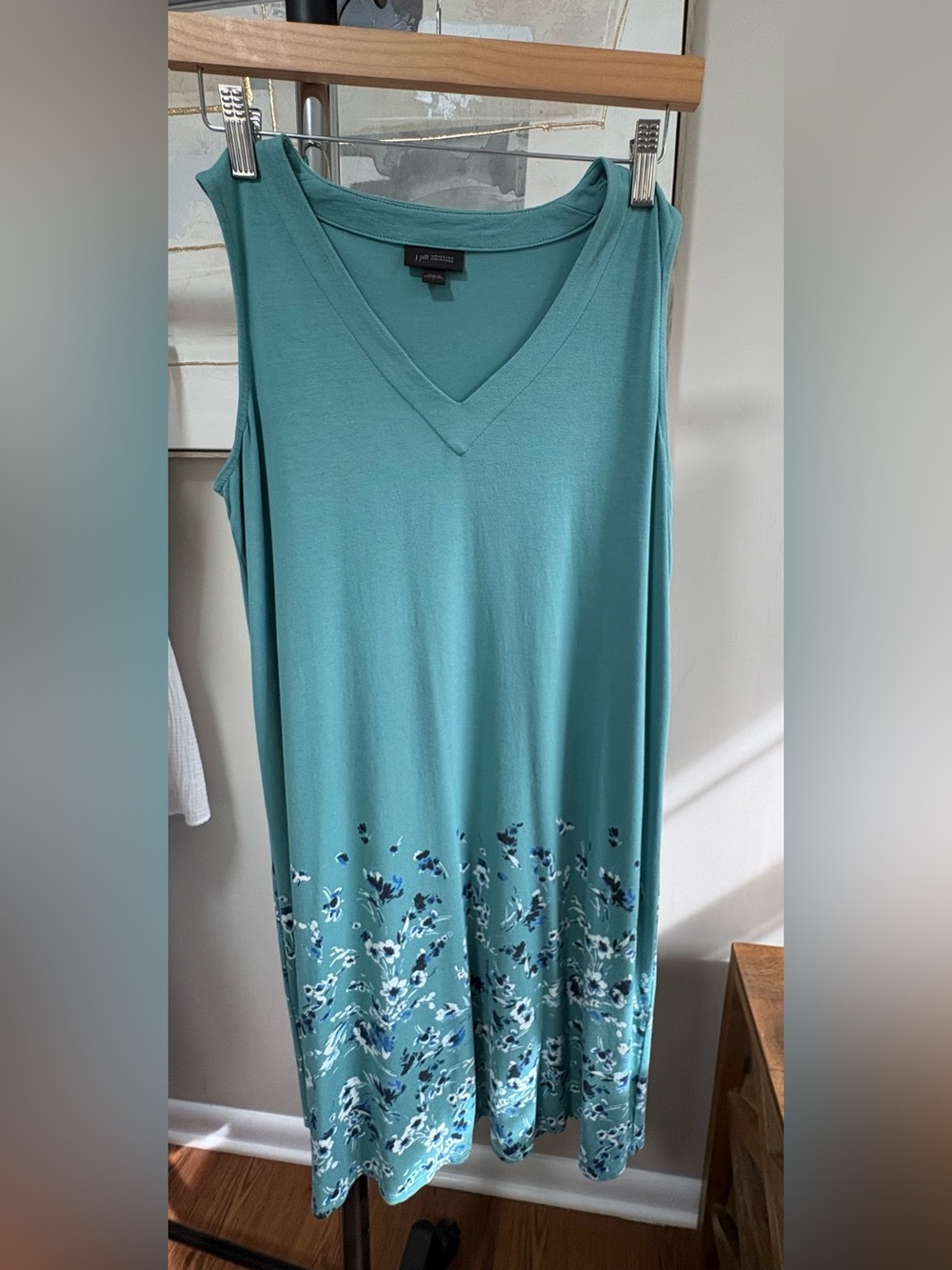 J. Jill Wearever Collection V-Neck Sleeveless Floral Hem Dress